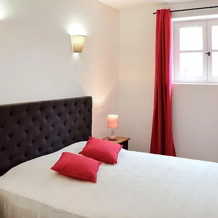 Maison 9 *