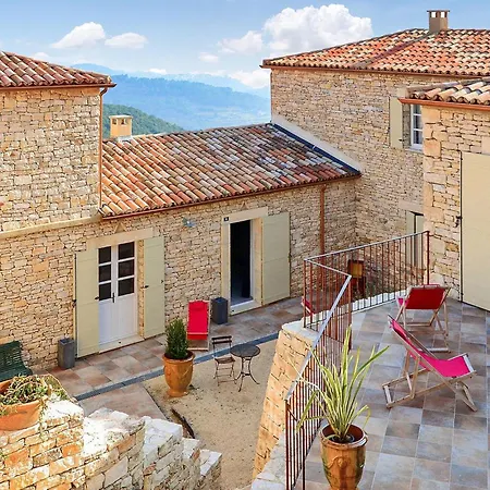 Maison 9 * Issirac